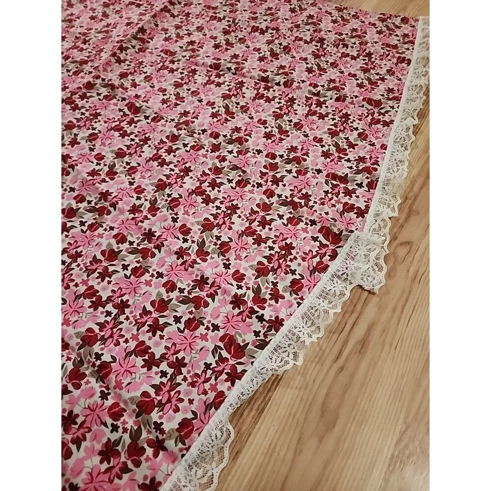 2 King Size Handmade Pillowcases  Lace Trim Red Pink Floral Romantic‎ Valentines